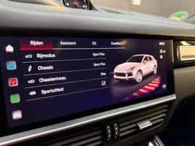 Porsche Cayenne (2023) thumbnail 38