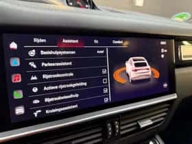 Porsche Cayenne (2023) thumbnail 40