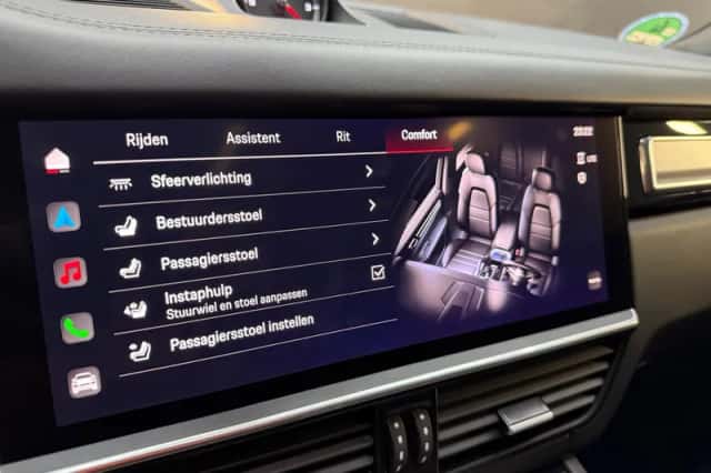 Porsche Cayenne (2023) thumbnail 41