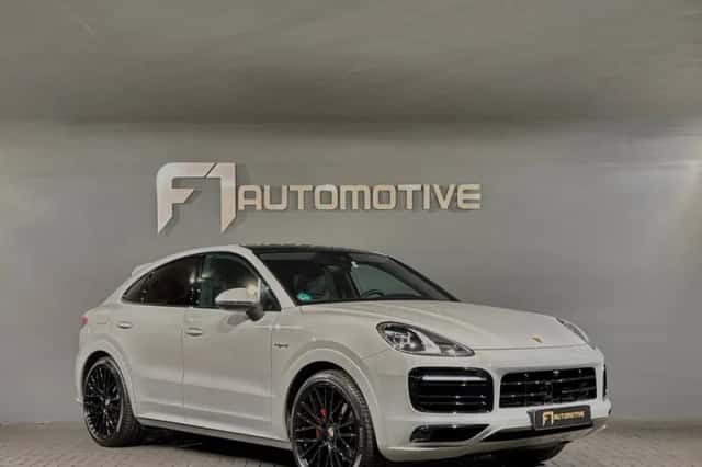 Porsche Cayenne (2023) thumbnail 7