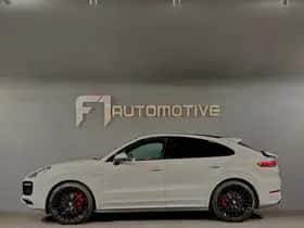 Porsche Cayenne (2023) thumbnail 10