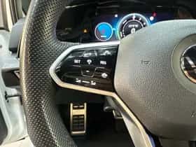 Volkswagen Golf (2021) thumbnail 14