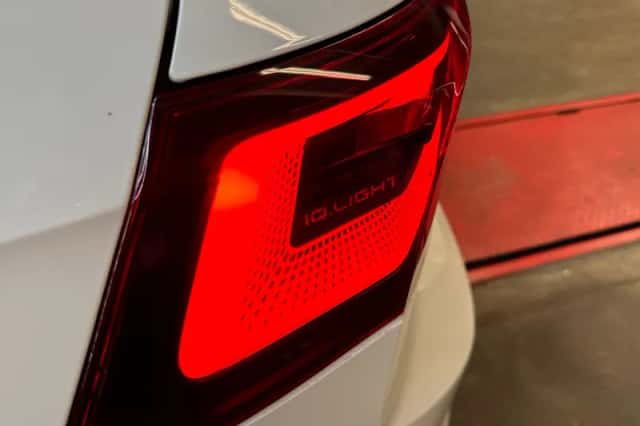 Volkswagen Golf (2021) thumbnail 19