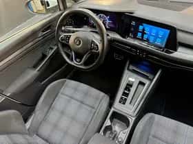 Volkswagen Golf (2021) thumbnail 31