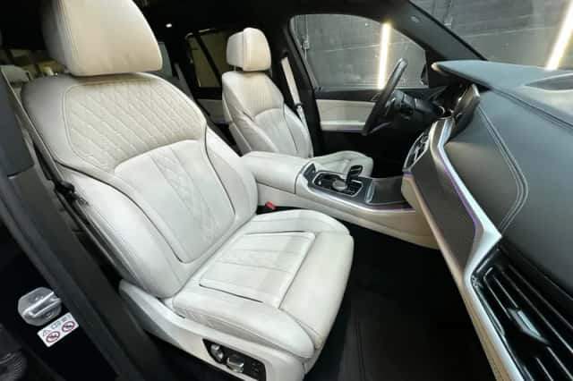 BMW X5 (2022) thumbnail 44