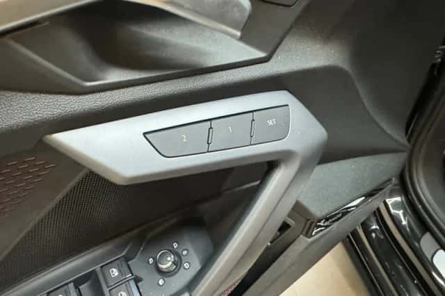 Audi S3 (2024) thumbnail 17