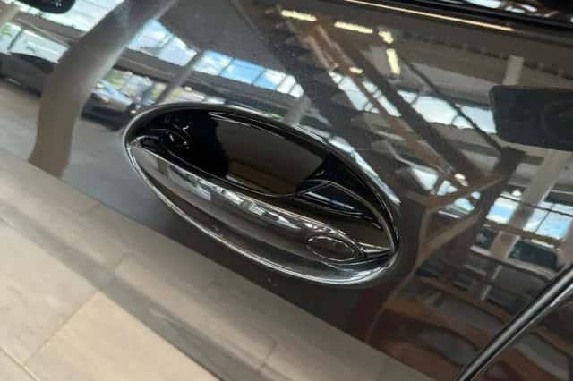 BMW X5 (2022) thumbnail 21