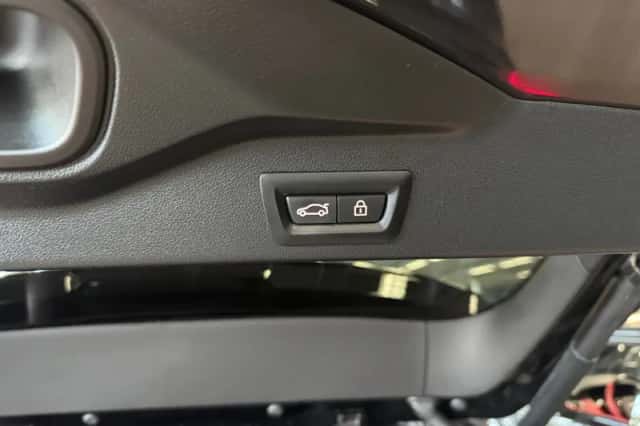 BMW X5 (2022) thumbnail 39