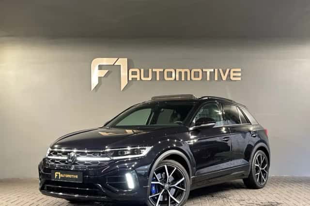 Volkswagen T-Roc (2024) thumbnail 1