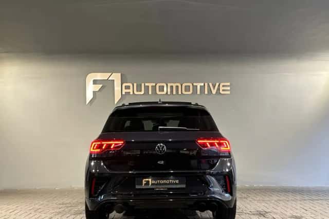 Volkswagen T-Roc (2024) thumbnail 12