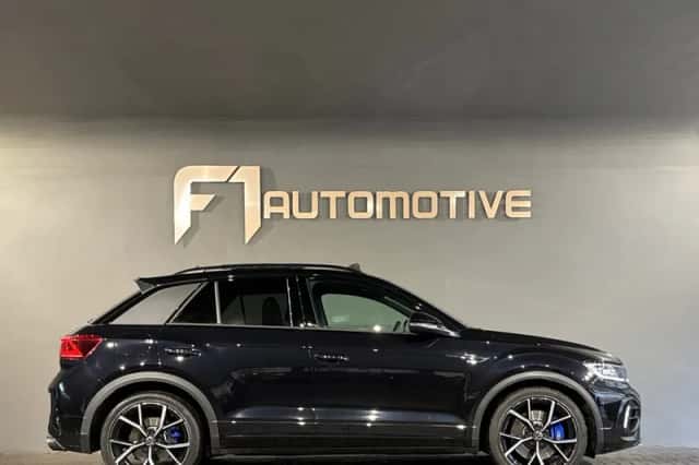 Volkswagen T-Roc (2024) thumbnail 13