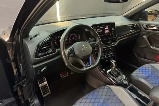 Volkswagen T-Roc (2024) thumbnail 15