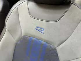 Volkswagen T-Roc (2024) thumbnail 37