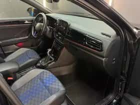 Volkswagen T-Roc (2024) thumbnail 39