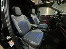 Volkswagen T-Roc (2024) thumbnail 40