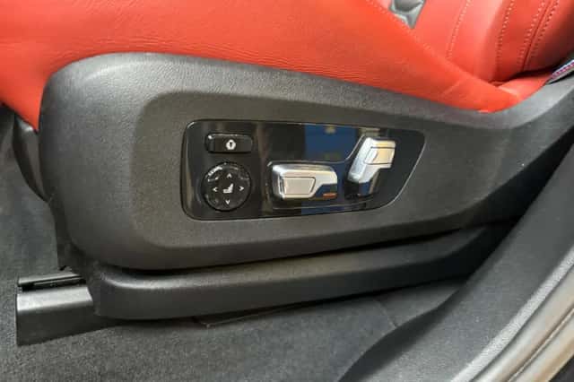 BMW X5 (2021) thumbnail 24
