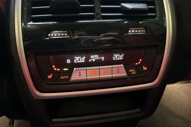 BMW X5 (2021) thumbnail 29