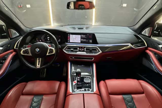 BMW X5 (2021) thumbnail 4