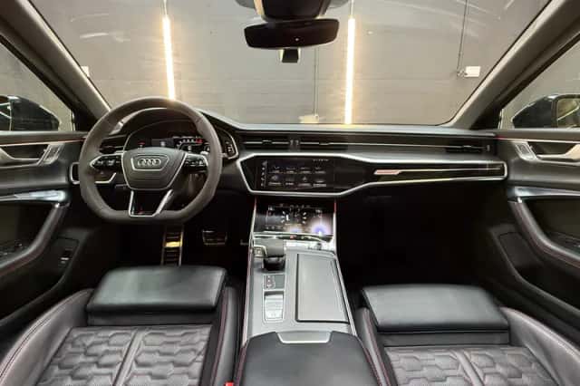 Audi RS6 (2022) thumbnail 4