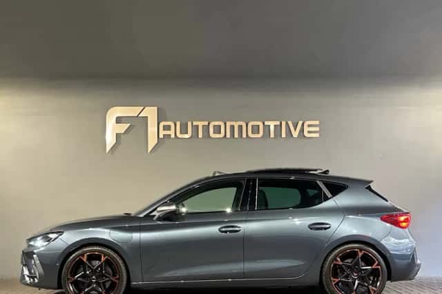 CUPRA Leon (2025) thumbnail 11