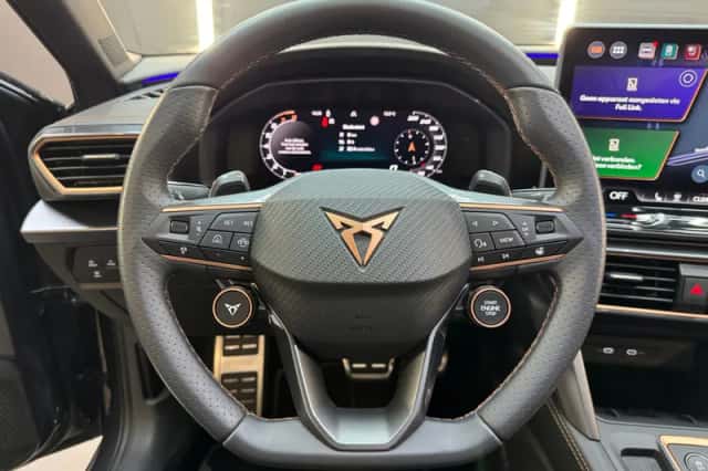 CUPRA Leon (2025) thumbnail 14