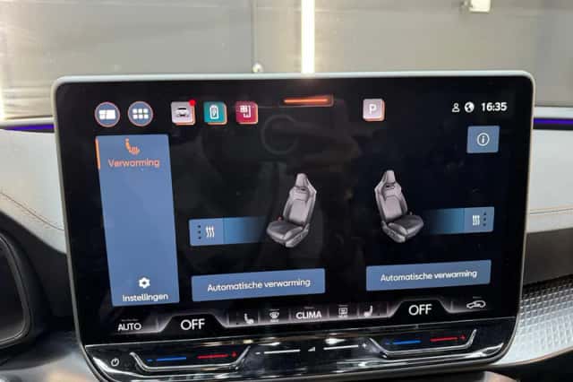CUPRA Leon (2025) thumbnail 30