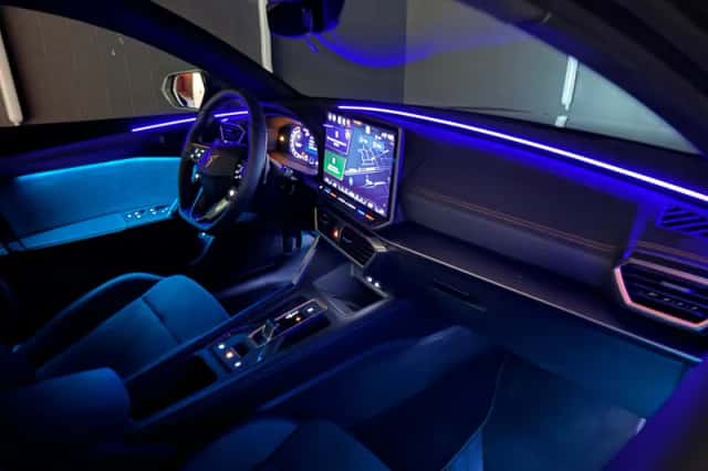 CUPRA Leon (2025) thumbnail 45