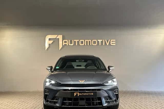 CUPRA Leon (2025) thumbnail 10