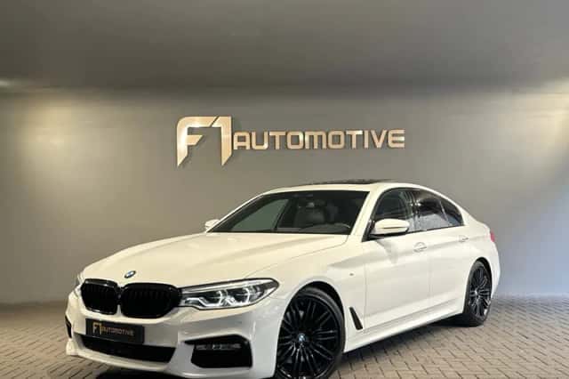 BMW 5-Serie (2017) thumbnail 1