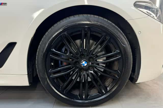 BMW 5-Serie (2017) thumbnail 14
