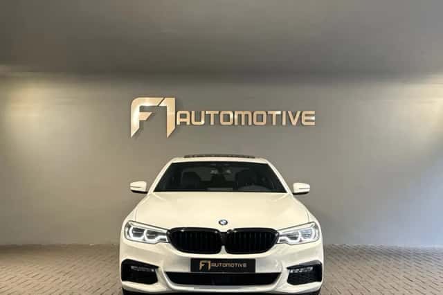 BMW 5-Serie (2017) thumbnail 10