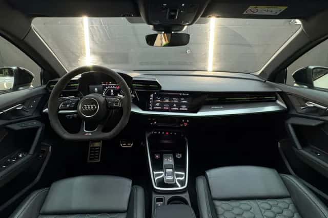 Audi RS3 (2023) thumbnail 4