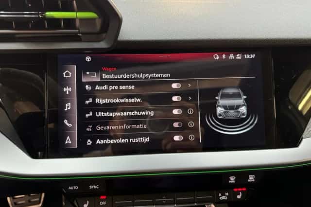 Audi RS3 (2023) thumbnail 36