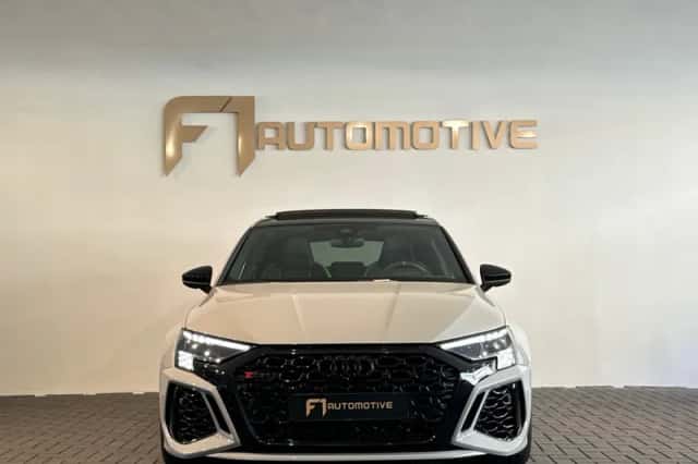 Audi RS3 (2023) thumbnail 9
