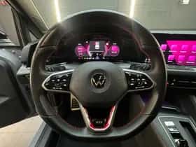Volkswagen Golf (2021) thumbnail 16