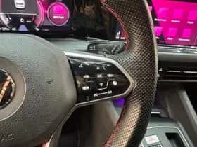 Volkswagen Golf (2021) thumbnail 21
