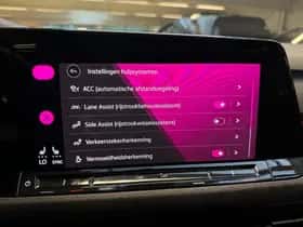 Volkswagen Golf (2021) thumbnail 26