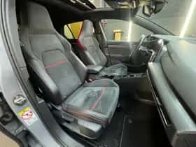 Volkswagen Golf (2021) thumbnail 33