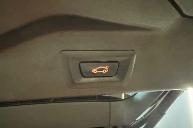 BMW X5 (2023) thumbnail 31