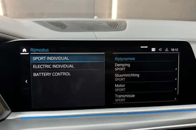 BMW X5 (2023) thumbnail 41