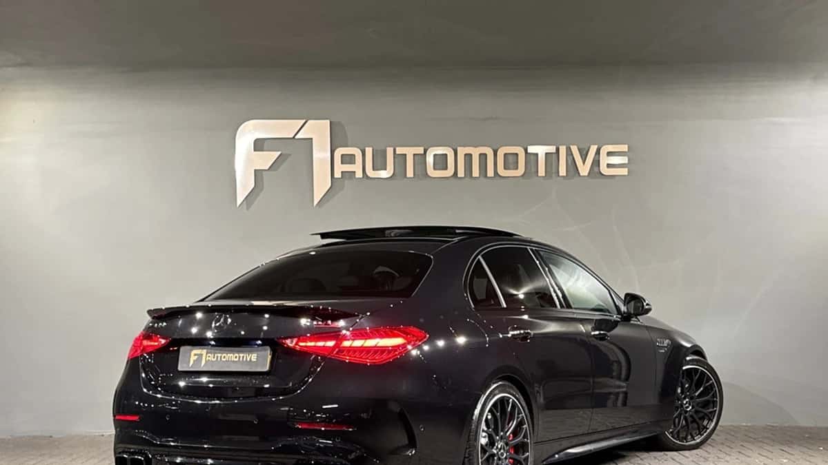 Mercedes-Benz C-Klasse (2023) — foto 1