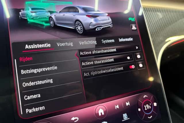 Mercedes-Benz C-Klasse (2023) thumbnail 39