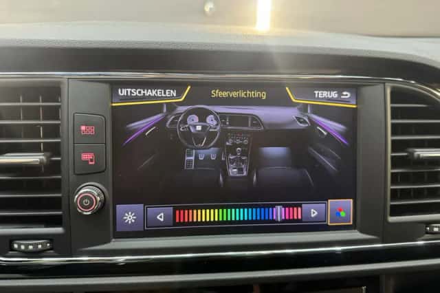 SEAT Leon (2018) thumbnail 31
