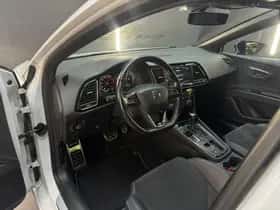 SEAT Leon (2018) thumbnail 5