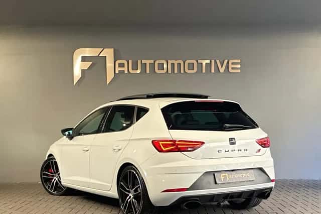 SEAT Leon (2018) thumbnail 8