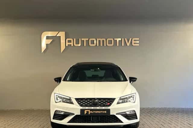 SEAT Leon (2018) thumbnail 9