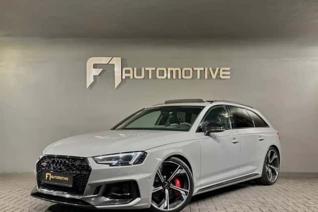 Audi RS4 (2019)