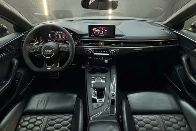 Audi RS4 (2019) thumbnail 4