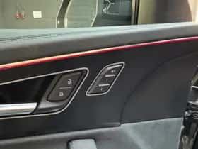 Audi RSQ8 (2024) thumbnail 18