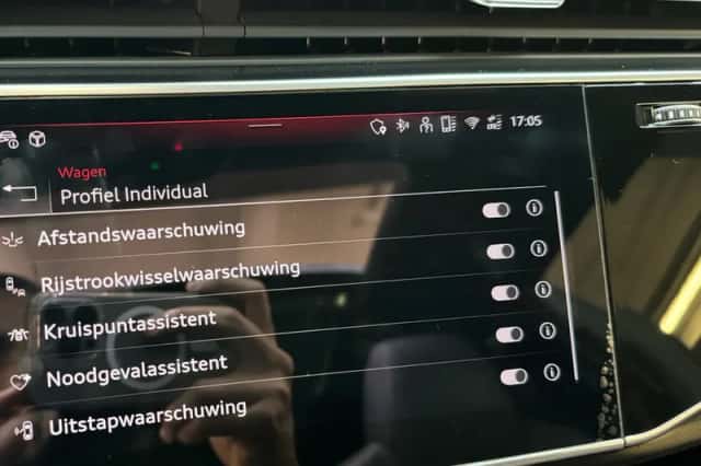Audi RSQ8 (2024) thumbnail 35
